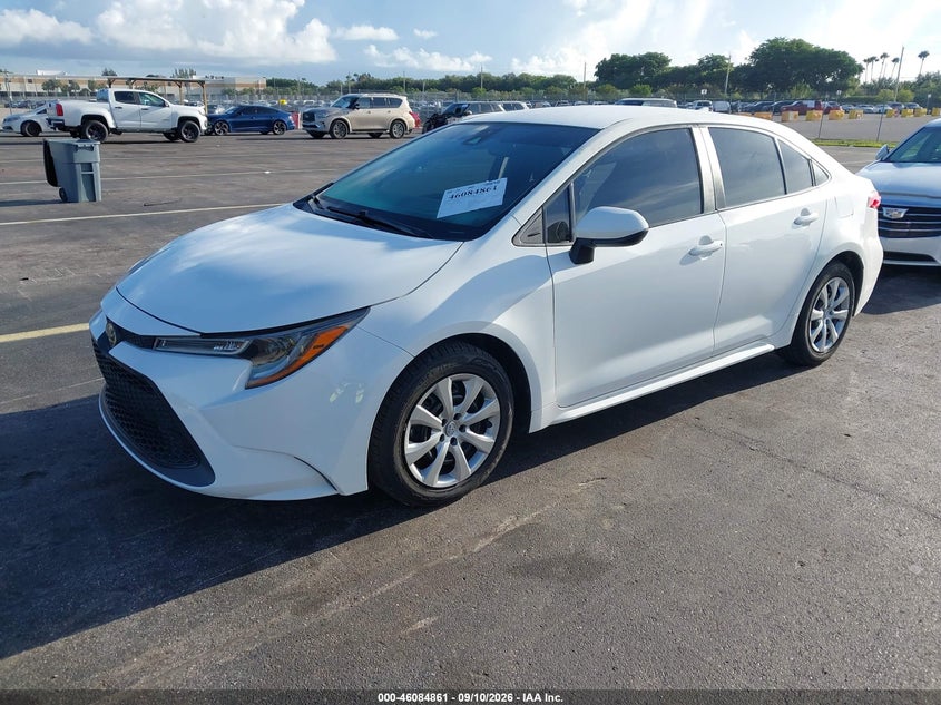 2020 Toyota Corolla, Right Side, IAAI, VIN 5YFEPRAE6LP069883 — photo 2