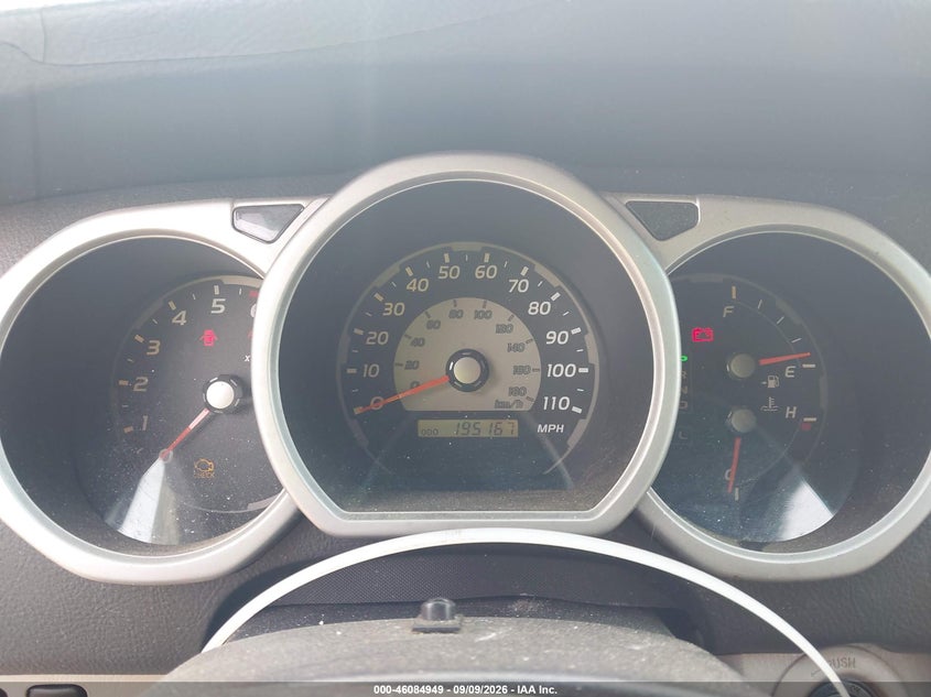 2005 TOYOTA 4RUNNER auction photo 7