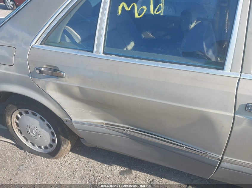 1987 MERCEDES-BENZ 300 auction photo 6