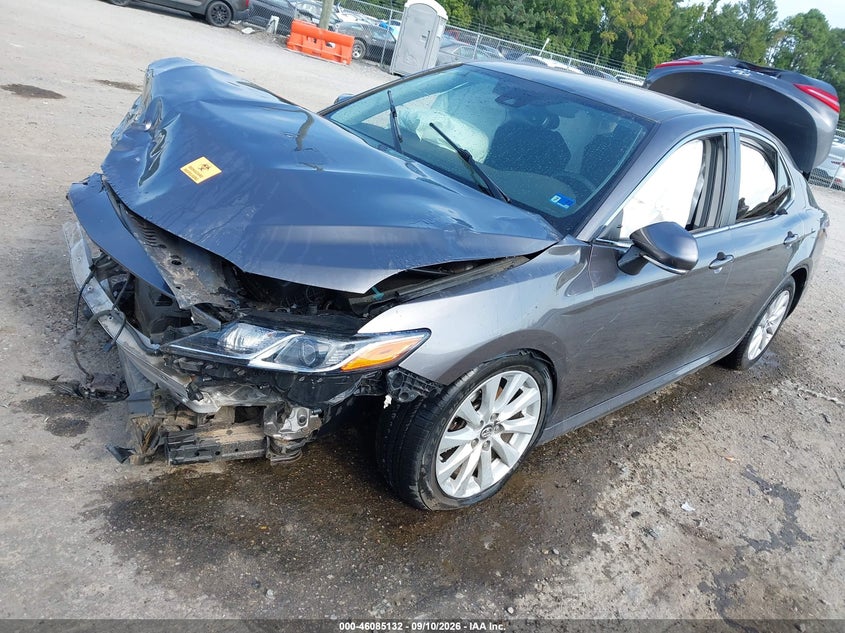 Vin: 4t1b11hk9ku828637, lot: 46584729, toyota camry le 20192