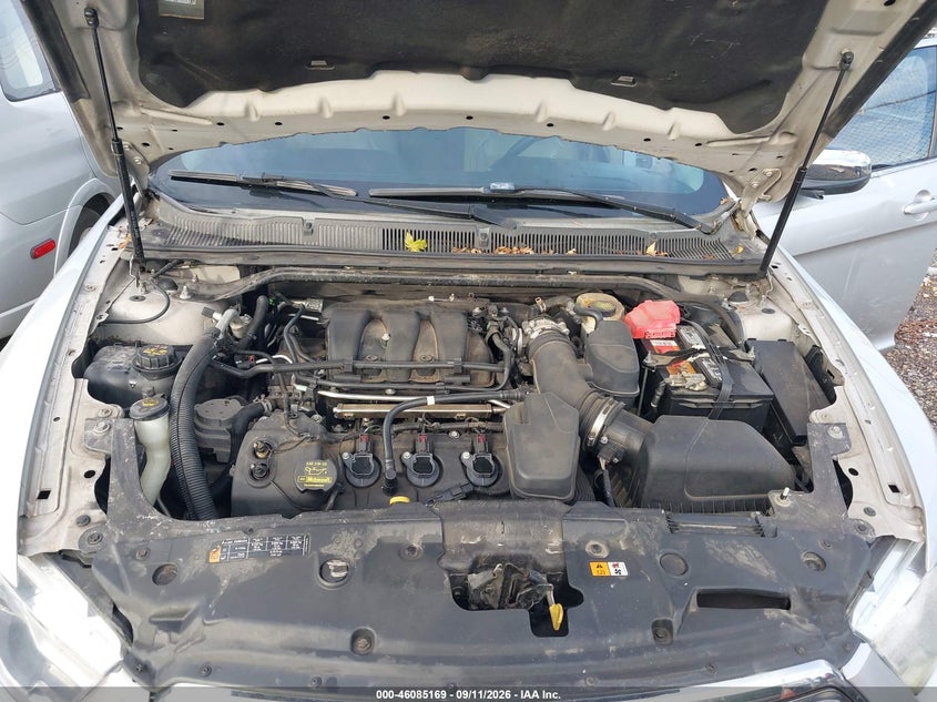 2013 FORD TAURUS SEL · Photo 10