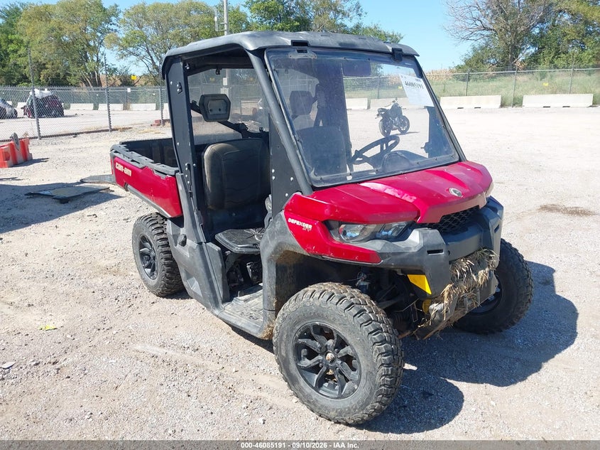 2016 Can-Am Defender XT HD10