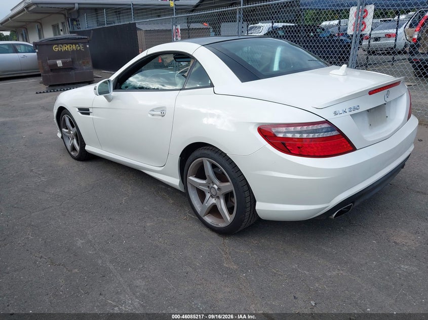 Vin: wddpk4ha3ff111215, lot: 46584813, mercedes-benz slk 250 20153