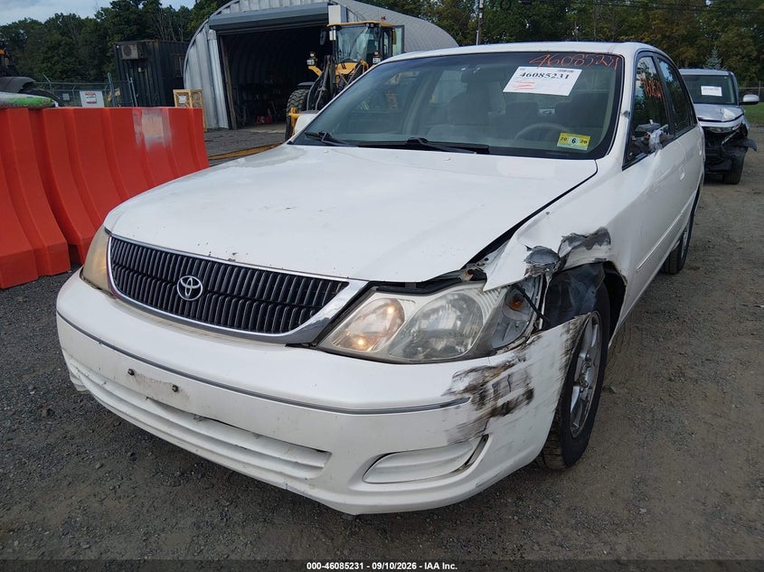 2000 TOYOTA AVALON auction photo 6