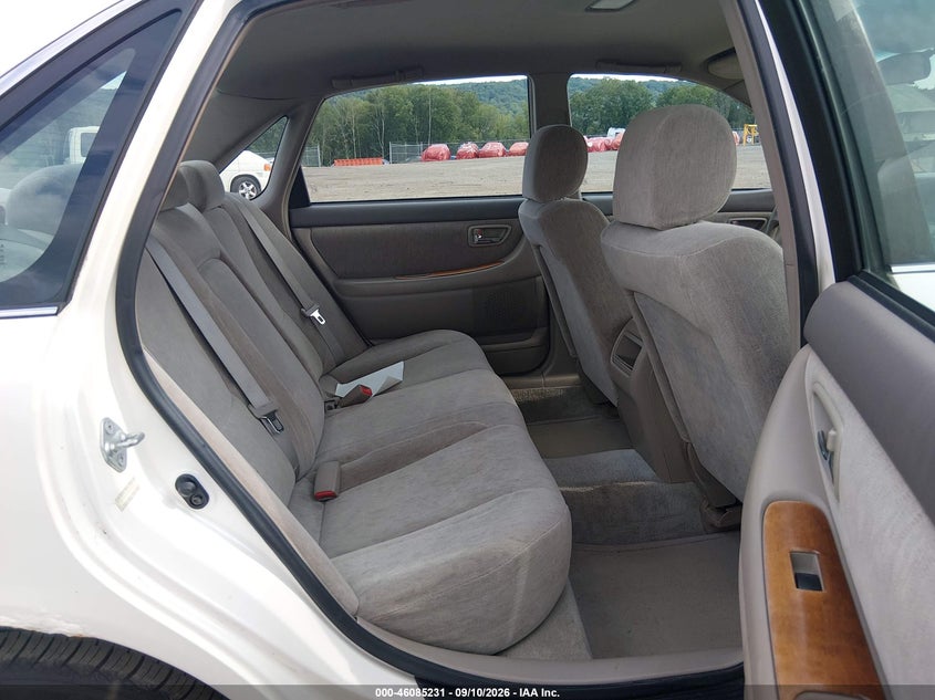 2000 TOYOTA AVALON auction photo 8