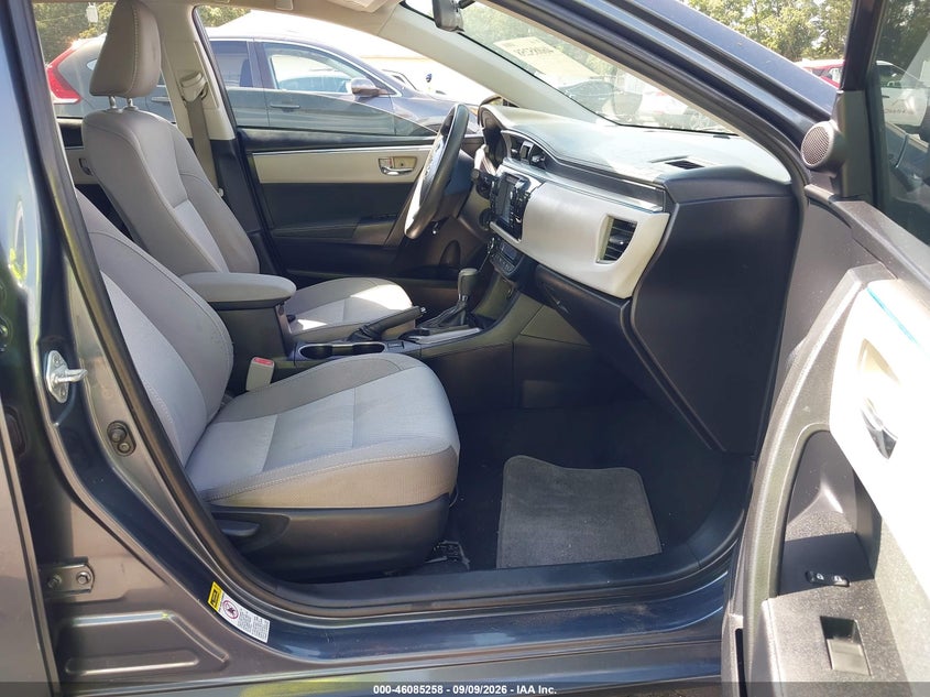 2016 TOYOTA COROLLA auction photo 5