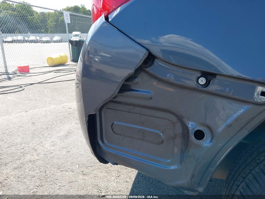 2016 TOYOTA COROLLA auction photo 6