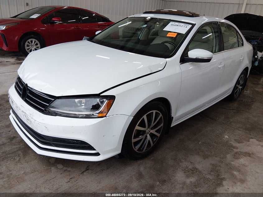 2017 Volkswagen Jetta, Удар спереди, IAAI, VIN 3VWDB7AJ9HM385799 — фото 2