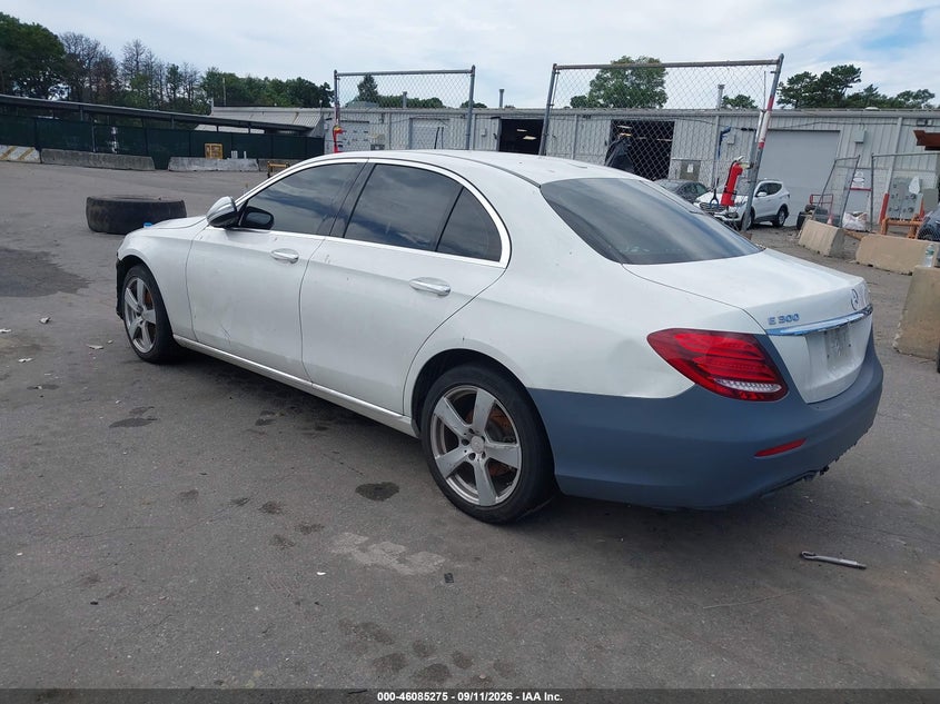 Vin: wddzf4kb7ha188586, lot: 46584882, mercedes-benz e 300 4matic 20173