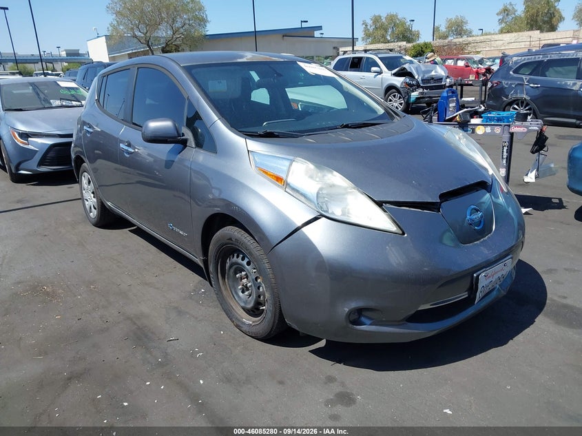 Vin: 1n4az0cp8fc313345, lot: 46584887, nissan leaf s 2015 img_1