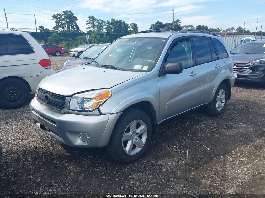 2004 TOYOTA RAV4 auction photo 2
