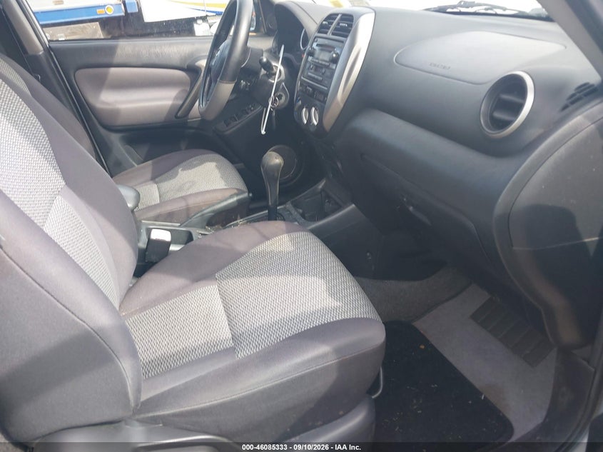 2004 TOYOTA RAV4 auction photo 5