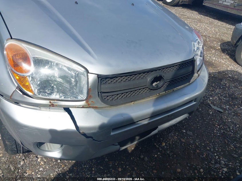 2004 TOYOTA RAV4 auction photo 6