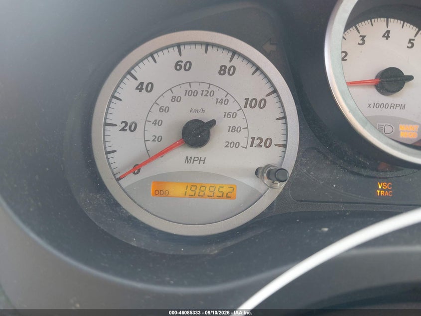 2004 TOYOTA RAV4 auction photo 7