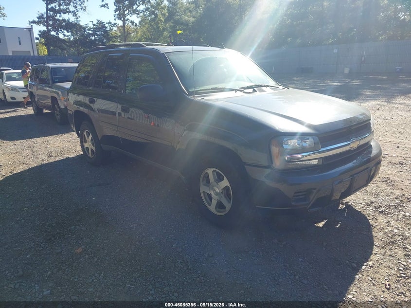2006 CHEVROLET TRAILBLAZER auction photo 1