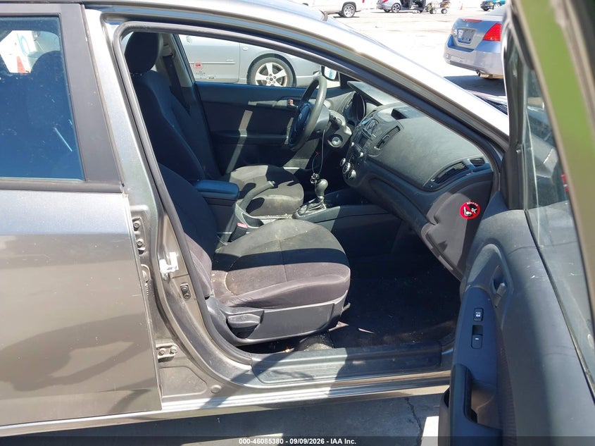 2012 KIA FORTE auction photo 5