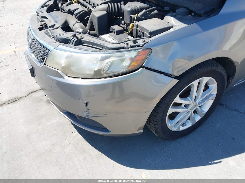 2012 KIA FORTE auction photo 6