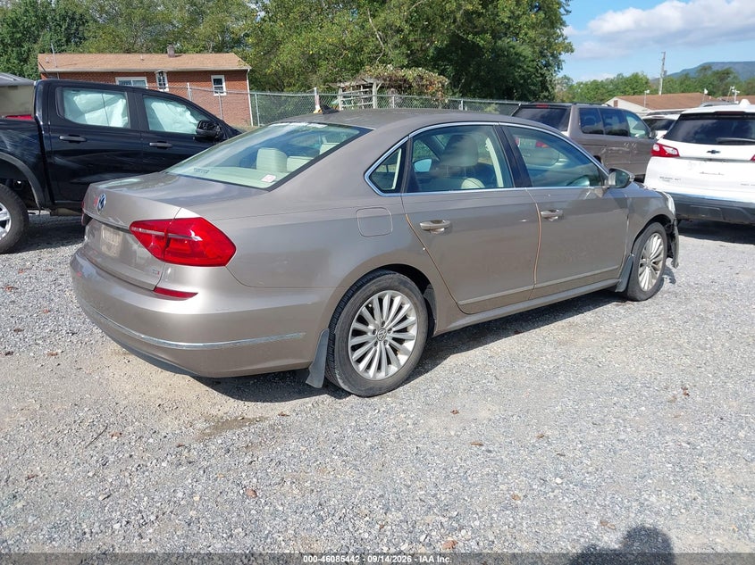 2016 VOLKSWAGEN PASSAT auction photo 4