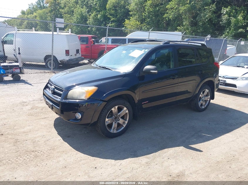 2011 Toyota RAV 4, Normal Wear & Tear, IAAI, VIN JTMRF4DV8B5039122 — photo 2