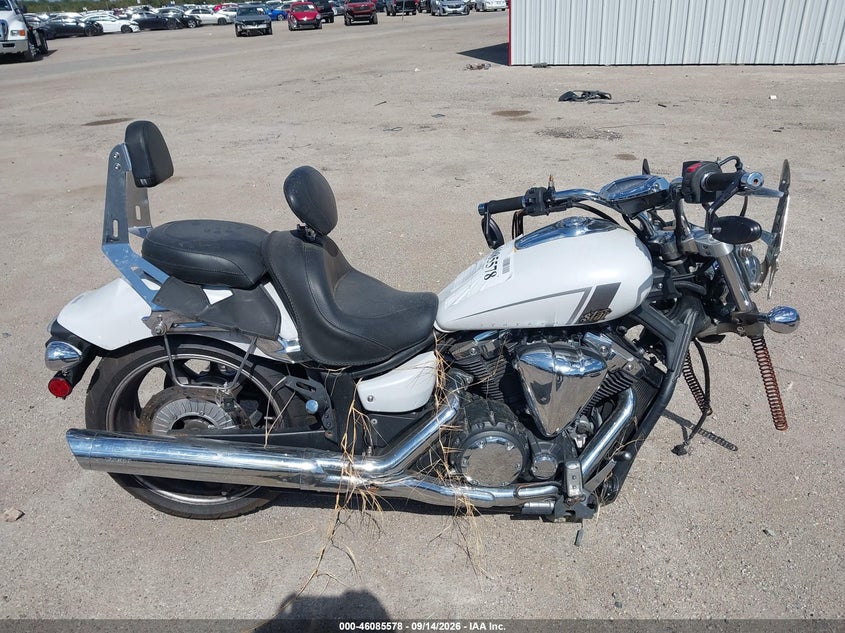YAMAHA XVS1300 2013