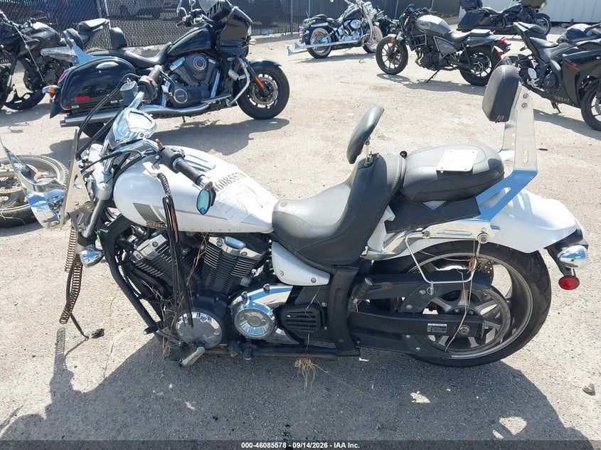 YAMAHA XVS1300 2013