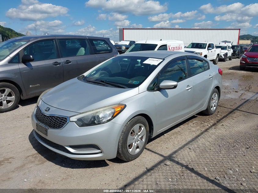 2015 KIA FORTE auction photo 2