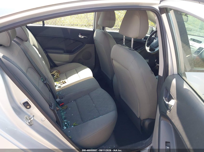 2015 KIA FORTE auction photo 8