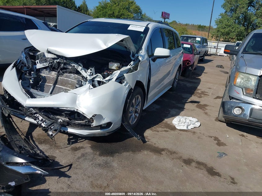Vin: 5tdyrkec6ts316155, lot: 46585216, toyota sienna xle 20262