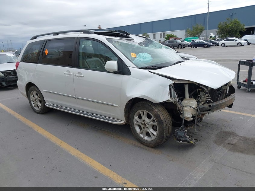 2004 Toyota Sienna XLE Limited