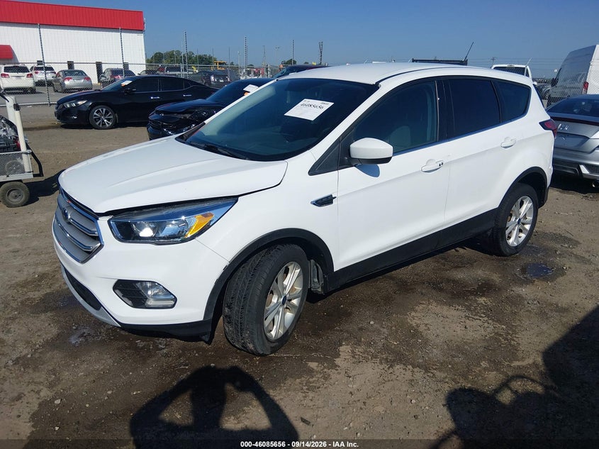 Vin: 1fmcu0gdxkua30012, lot: 46585263, ford escape se 20192