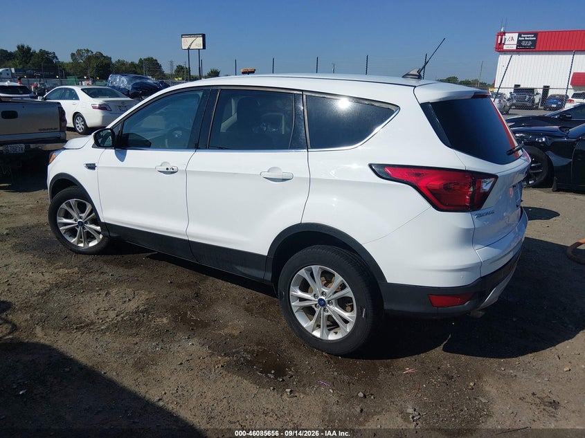 Vin: 1fmcu0gdxkua30012, lot: 46585263, ford escape se 20193