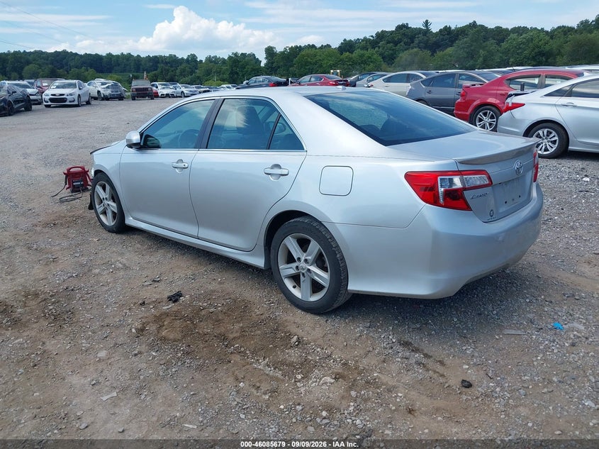 Vin: 4t1bf1fk7cu140108, lot: 46585286, toyota camry se 20123