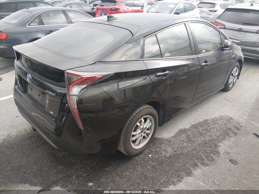 2016 TOYOTA PRIUS auction photo 4