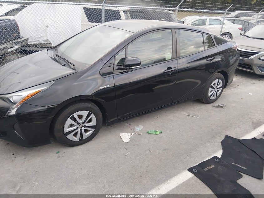 2016 TOYOTA PRIUS auction photo 6