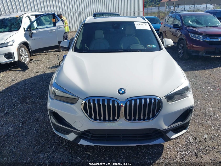 BMW X1 - zdjęcie 12