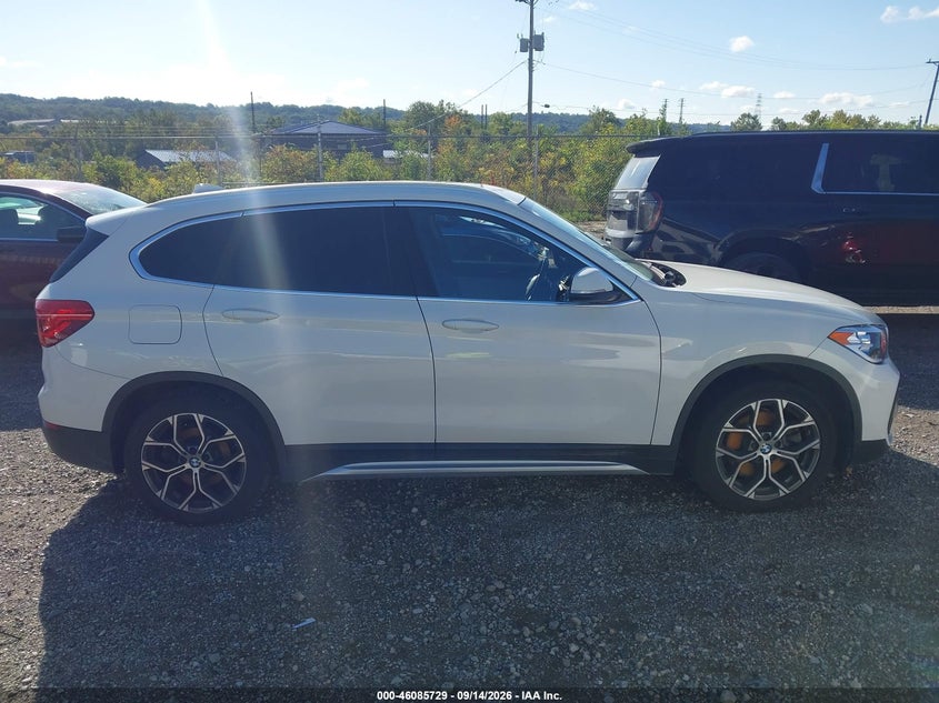 BMW X1 - zdjęcie 13