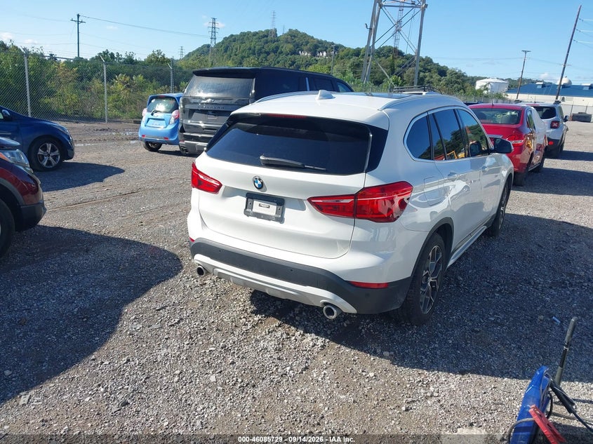 BMW X1 - zdjęcie 4