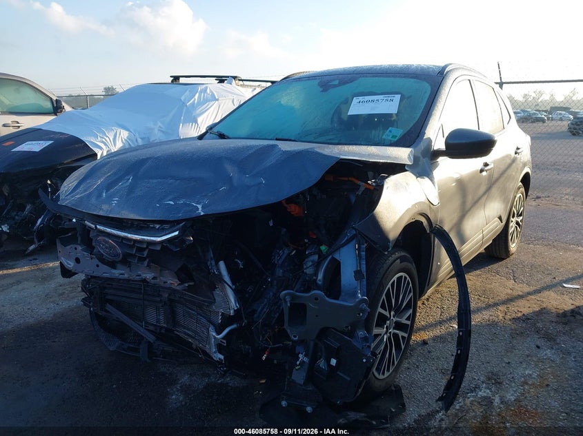 Vin: 1fmcu0e15sub48073, lot: 46585365, ford escape phev 20252