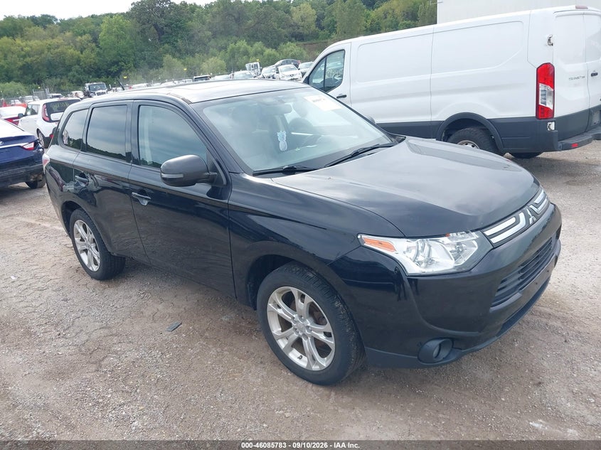 2014 MITSUBISHI OUTLANDER auction photo 1