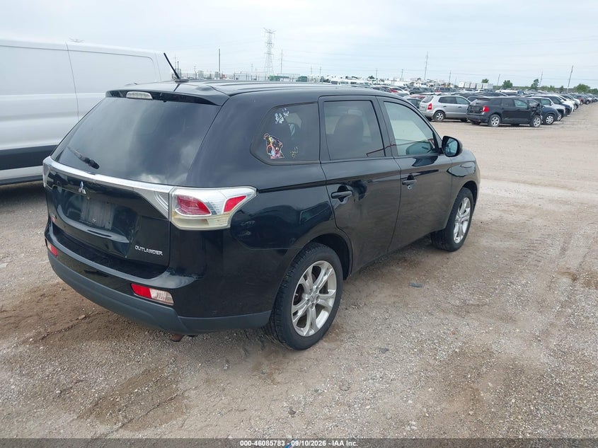 2014 MITSUBISHI OUTLANDER auction photo 4