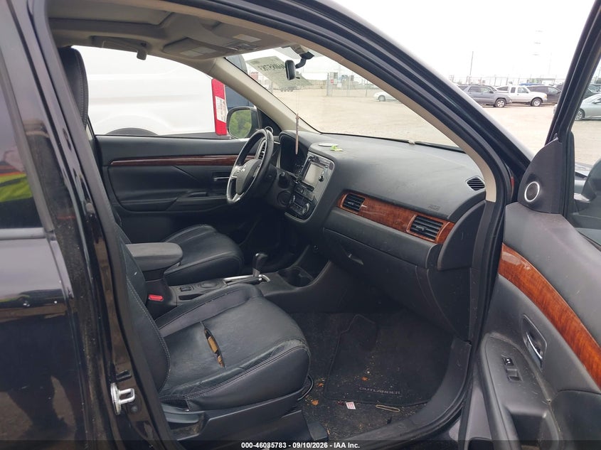 2014 MITSUBISHI OUTLANDER auction photo 5