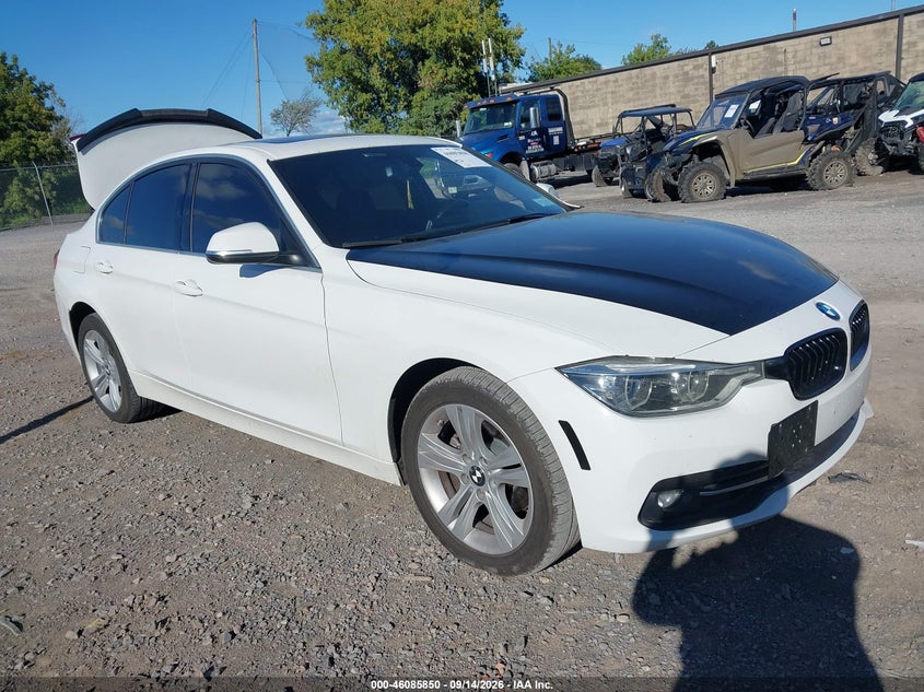 Vin: wba8d9c52jem32772, lot: 46585457, bmw 330i xdrive 2018 img_1