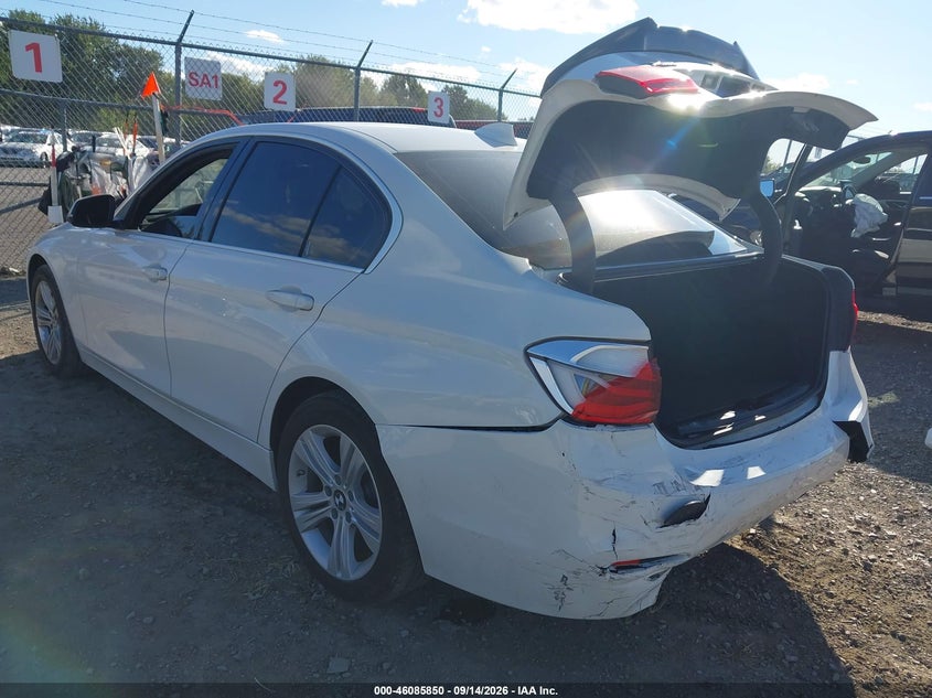 Vin: wba8d9c52jem32772, lot: 46585457, bmw 330i xdrive 20183