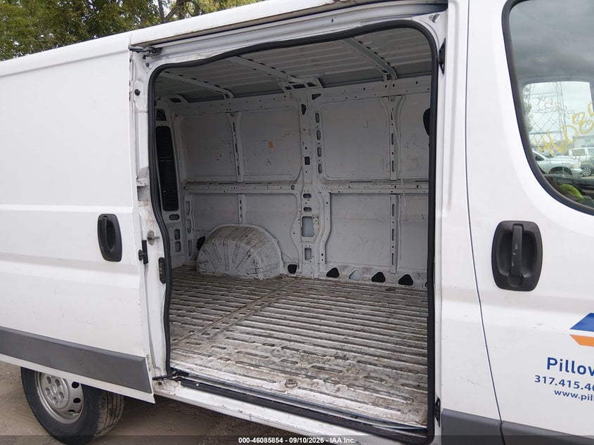 2017 RAM PROMASTER 1500 auction photo 8