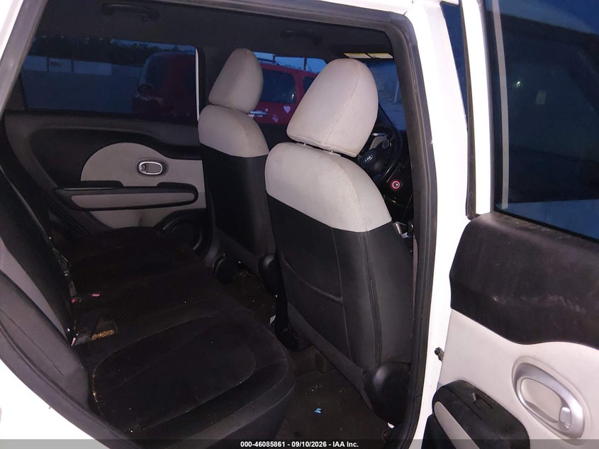 2014 KIA SOUL auction photo 8