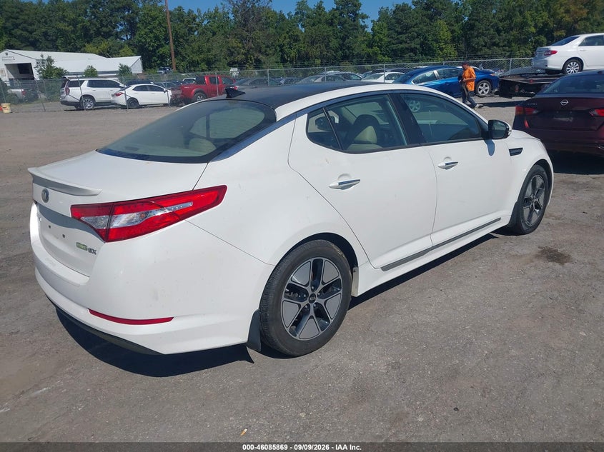 2013 KIA OPTIMA HYBRID auction photo 4