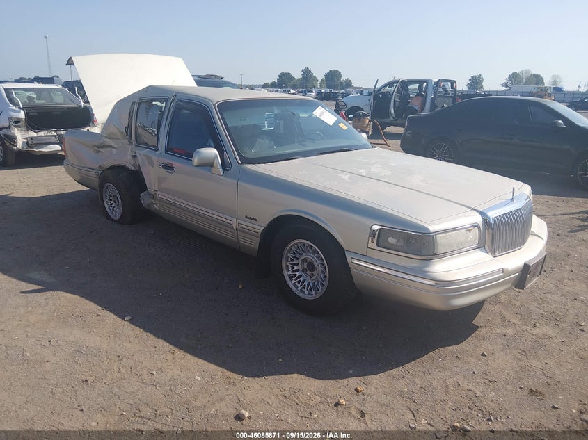 1997 LINCOLN TOWN CAR EXECUTIVE