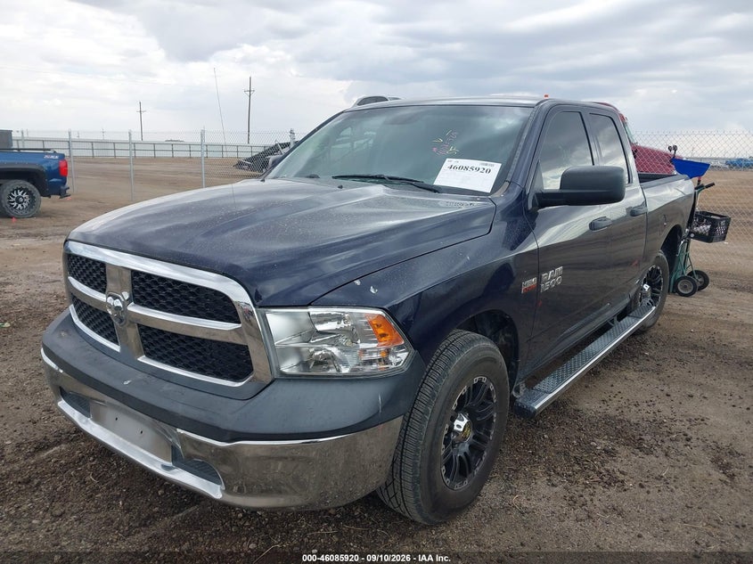 Vin: 1c6rr6ft5hs752396, lot: 46585526, ram 1500 tradesman  4x2 6'4 box 20172