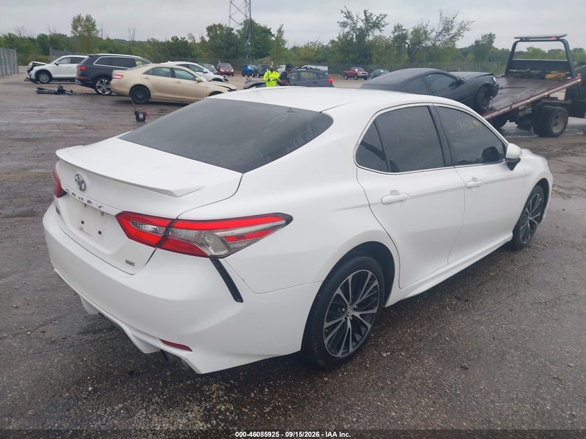 TOYOTA CAMRY - zdjęcie 4