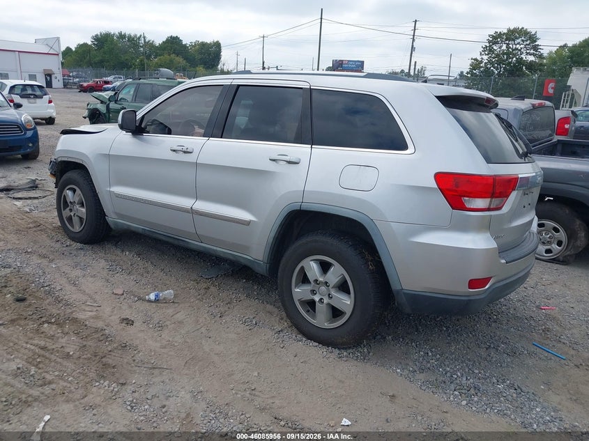 Vin: 1j4rs4gg3bc535105, lot: 46585563, jeep grand cherokee laredo 20113